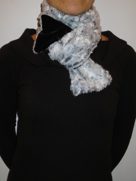 Minky-fabric-and-velvet-scarf